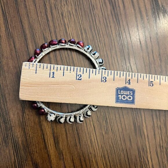 Vintage heart dangle unique women’s silver tone bracelet. Unique. Whimsical. - Picture 8 of 8